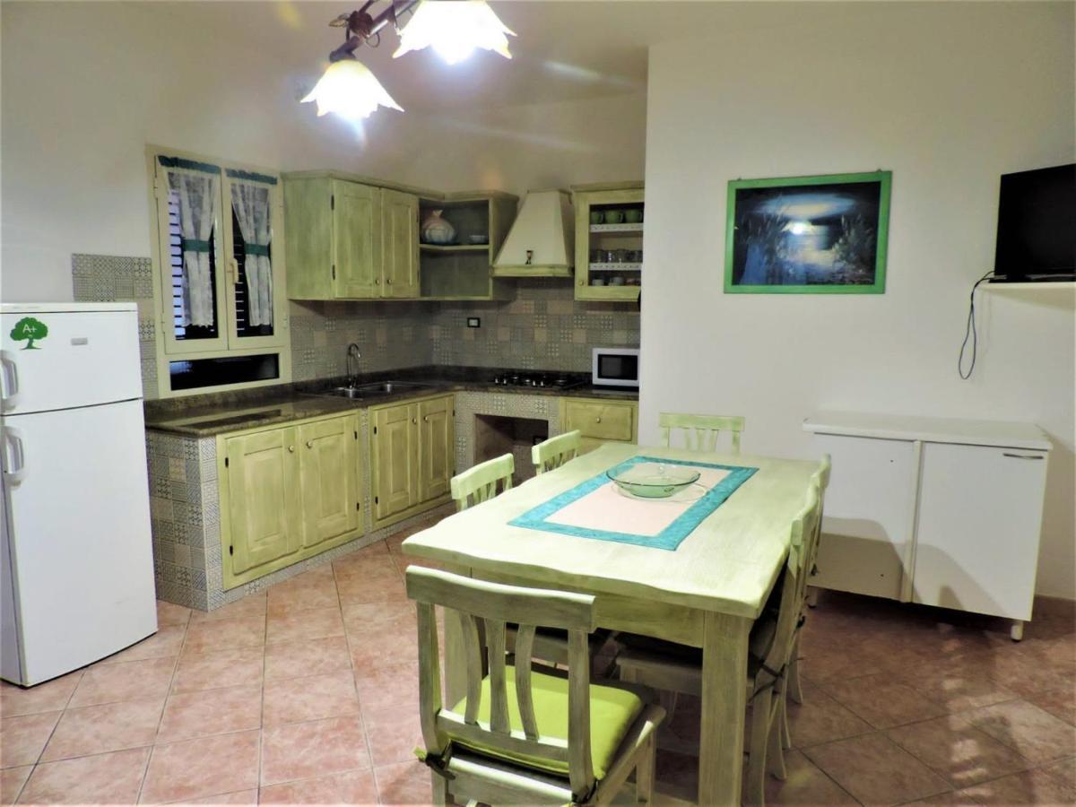 Residenza Su Portu Apartment Orosei Luaran gambar